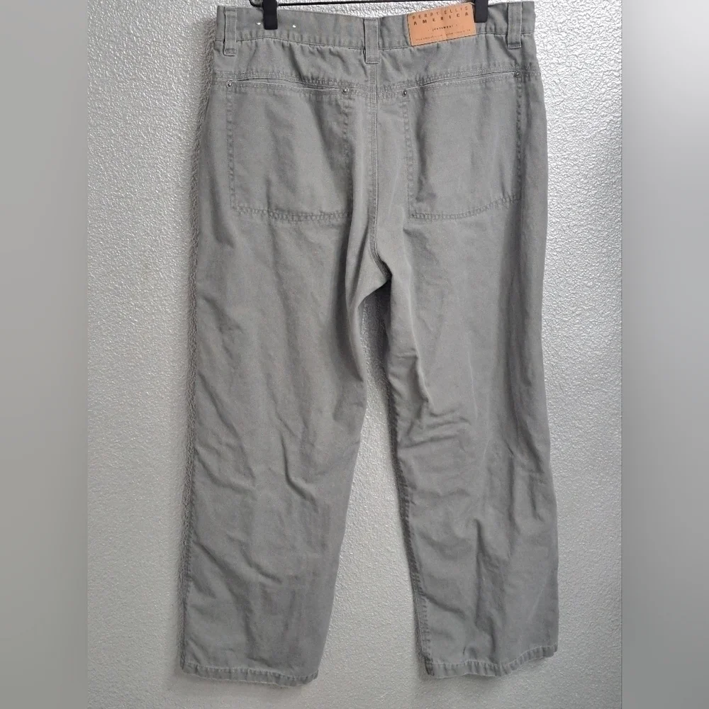 Perry Ellis America Men's Olive Green Jeans    Size 34/30